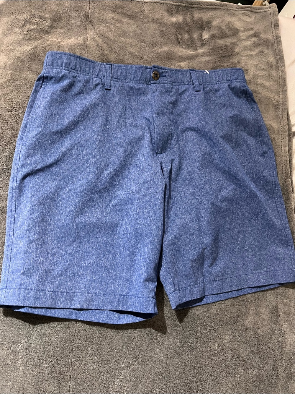 Under Armour Men's Blue Flat-Front Performance Shorts